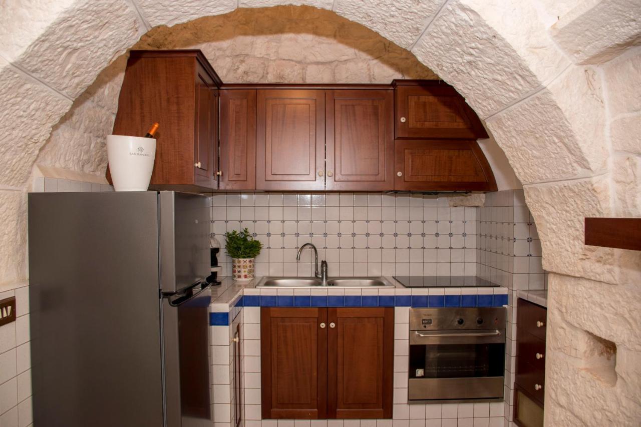 Pavi Trulli E Suites Locorotondo Ngoại thất bức ảnh