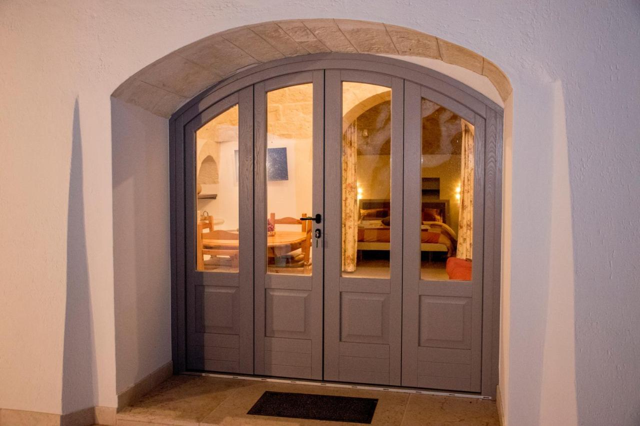 Pavi Trulli E Suites Locorotondo Ngoại thất bức ảnh